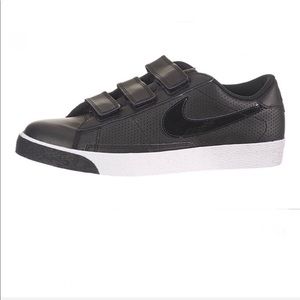Nike sandals 3 straps Clearance